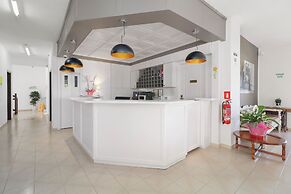 Alexis Hotel