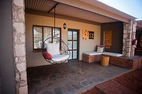 Kalahari Anib Lodge