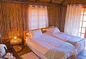 Camelthorn Kalahari Lodge