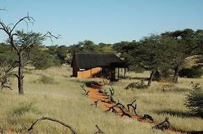Camelthorn Kalahari Lodge
