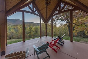 Engadine Inn & Cabins