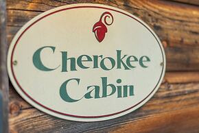 Engadine Inn & Cabins