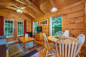 Engadine Inn & Cabins