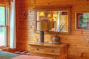 Engadine Inn & Cabins