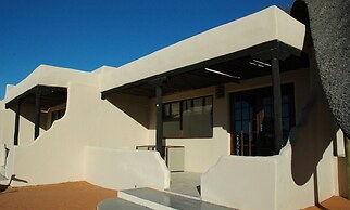 Zebra Kalahari Lodge