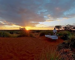 Zebra Kalahari Lodge