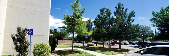 Hawthorn Suites by Wyndham Lubbock