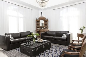 La Mision Hotel Boutique