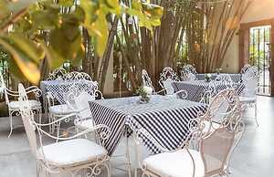 La Mision Hotel Boutique