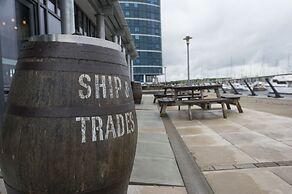 Ship & Trades