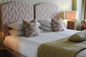Royal Albion Hotel