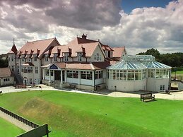 North Shore Hotel & Golf Club