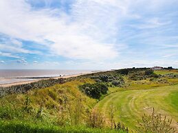 North Shore Hotel & Golf Club