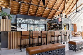 Hippo Hollow Country Estate