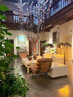 Gar Anat Hotel Boutique