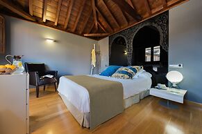 Gar Anat Hotel Boutique