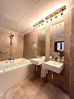 Gar Anat Hotel Boutique