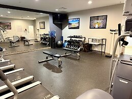 Staybridge Suites Milwaukee West-Oconomowoc by IHG
