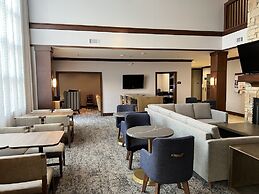 Staybridge Suites Milwaukee West-Oconomowoc by IHG