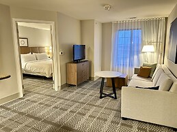Staybridge Suites Milwaukee West-Oconomowoc by IHG