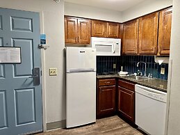 Staybridge Suites Milwaukee West-Oconomowoc by IHG
