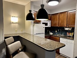 Staybridge Suites Milwaukee West-Oconomowoc by IHG