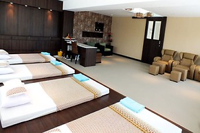 The Cha-am Methavalai Hotel