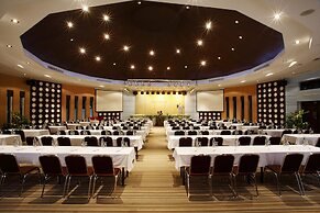 Peace Laguna Resort & Spa