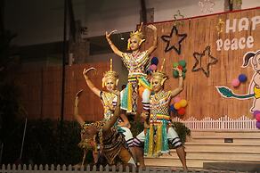 Peace Laguna Resort & Spa