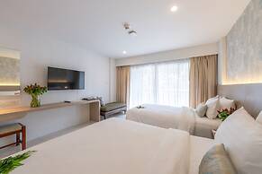 Peace Laguna Resort & Spa