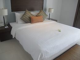 Peace Laguna Resort & Spa