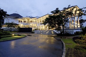 Peace Laguna Resort & Spa