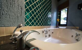 Peace Laguna Resort & Spa