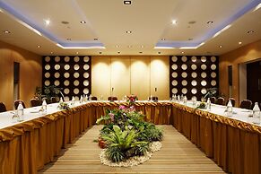 Peace Laguna Resort & Spa