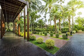 Jomtien Palm Beach Hotel And Resort