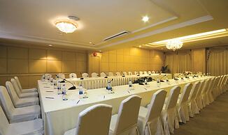 Jomtien Palm Beach Hotel And Resort