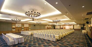 Jomtien Palm Beach Hotel And Resort