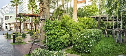 Jomtien Palm Beach Hotel And Resort