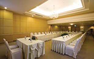 Jomtien Palm Beach Hotel And Resort