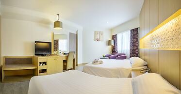 Jomtien Palm Beach Hotel And Resort