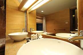 Sunset Park Resort and Spa