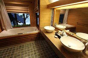 Sunset Park Resort and Spa