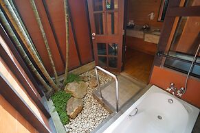 Sunset Park Resort and Spa