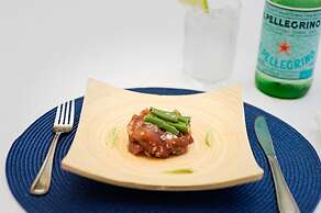 Windsong on the Reef