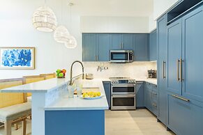 Windsong on the Reef