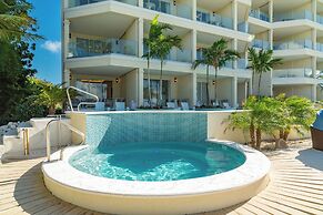 Windsong on the Reef