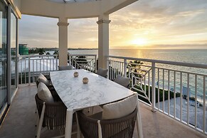 Windsong on the Reef