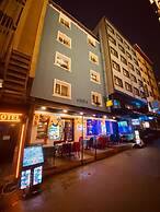 Adora Hotel
