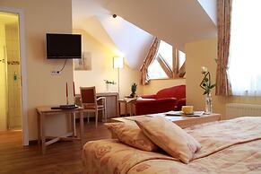 DreiMädelHaus - Restaurant & Hotel