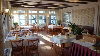 DreiMädelHaus - Restaurant & Hotel